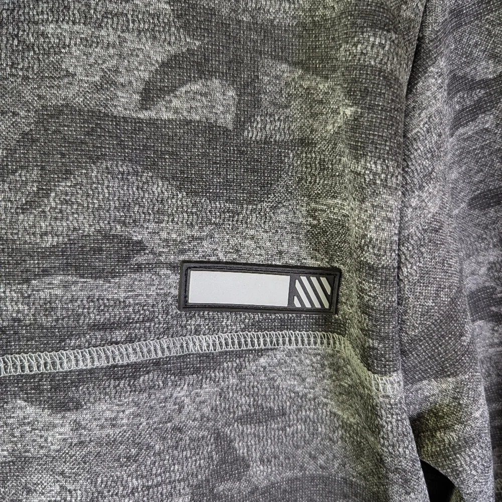 Encrypted boys medium (10/12) gray camo zip up jacket